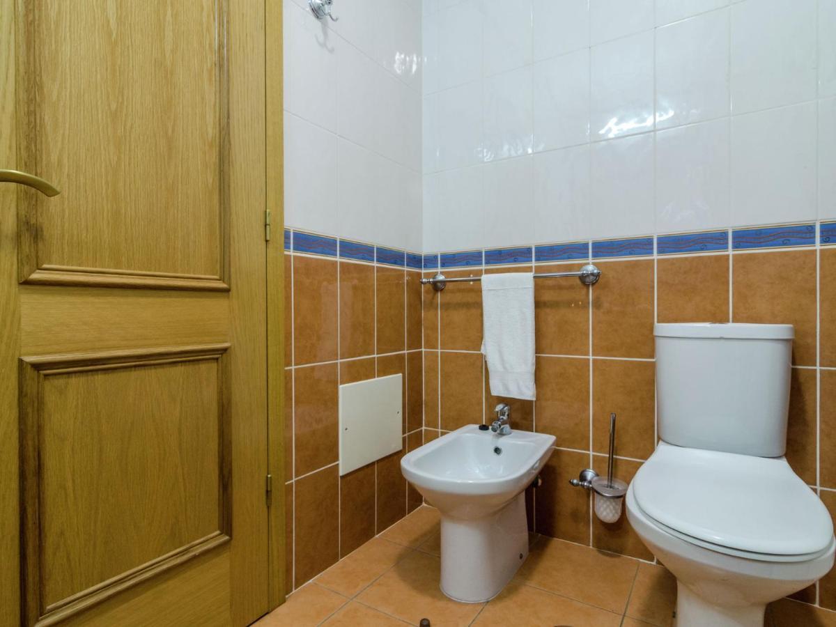 This Warm And Comfortable Apartment Lagos Room photo